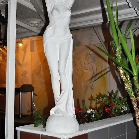 Syedra Princess מלון